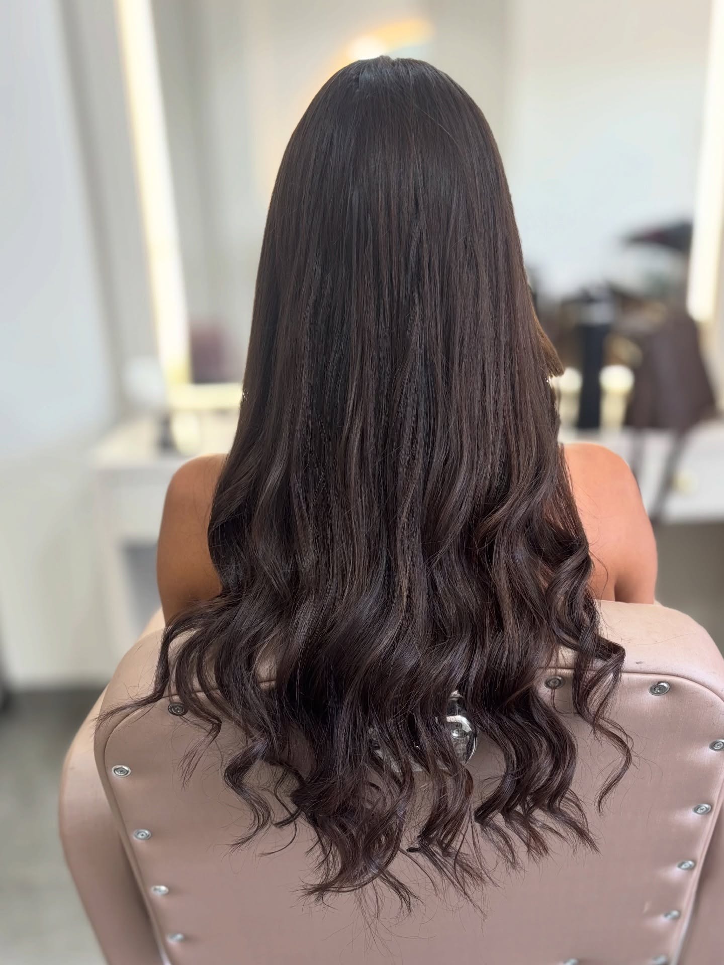 Publicação do Espaço Mega Hair mostrando transformação capilar